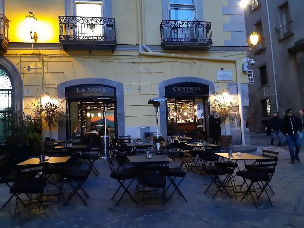 Lovely House In Centro Storico Naples Apartment