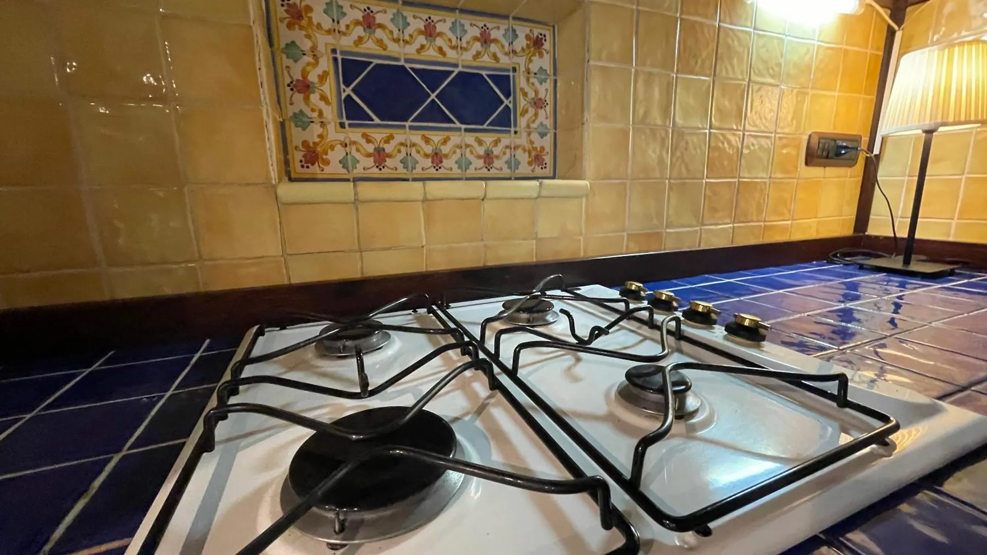 Lovely House In Centro Storico Naples Apartment